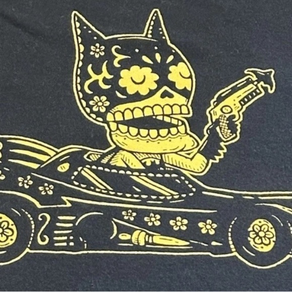 American Apparel Women's Short Sleeve Día De Los Muertos Batman Black Shirt SML - Picture 2 of 3